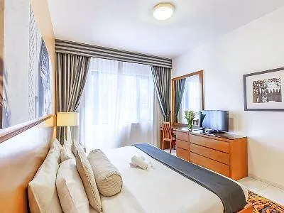 Golden Sands 10 Dubai Hotel