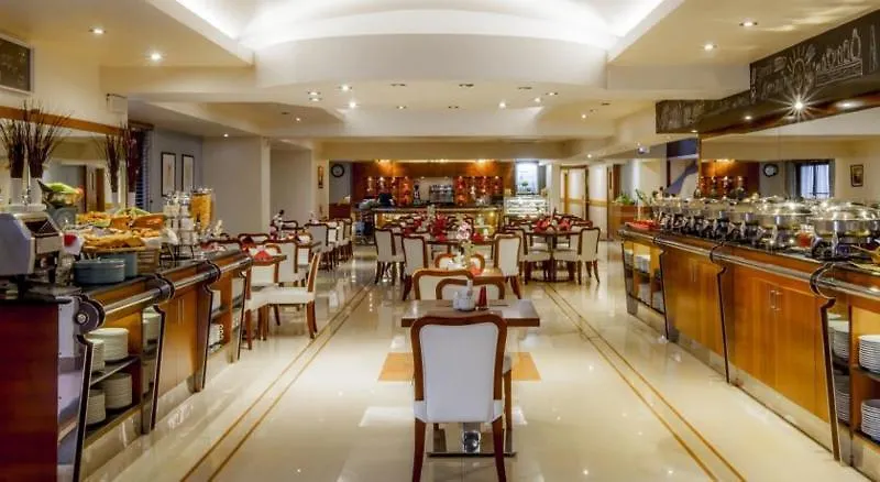 Golden Sands 10 Dubai 3*,  United Arab Emirates